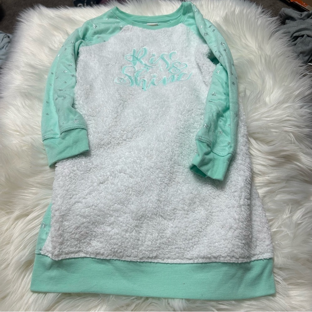 Size 10/12 GIRLS Cat & Jack Warm & Cozy Nightgown reads “Rise & Shine” E2